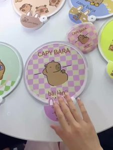 Quạt Gấp Hoạt Hình Di Động Mặt Cười Quạt Cầm Tay Bằng Kim Loại Nhỏ Gọn Để Tạo Cảm Giác Mát Mẻ Quạt Có Thể Gập Lại Mang Theo Tinh Tế