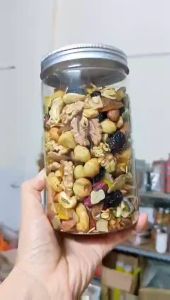 HẠT ĂN KIÊNG GRANOLA. KHÔNG ĐƯỜNG NƯỚNG MẬT ONG (ĂN VẶT ĂN KIÊNG TỐT CHO MỌI LỨA TUỔI - TRẺ EM - BÀ BẦU NGŨ CỐC TĂNG CÂN - GIẢM CÂN)HỘP 500G