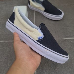 OBRAL SEPATU VANSSSE VAULT OG SLIP ON LX BLACK CREAM MURAH 36-43 SEPATU SELOP HITAM KREM TANPA TALI