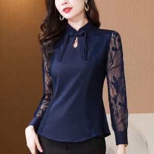 เสื้อเชิ้ตคอตั้งแขนยาวสไตล์จีนสำหรับผู้หญิง ฤดูใบไม้ร่วง 2025 ใหม่ เสื้อเชิ้ตลูกไม้พื้นฐาน เสื้อผ้าทำงาน ทรงสลิมฟิต กระโปรงทรงเอ