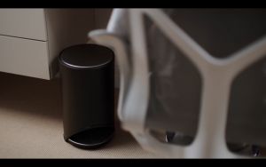 Joseph Joseph ถังขยะสแตนเลส ความจุ 10 ลิตร รุ่น Arc สี Matt Black N30151