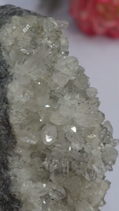 Thạch anh phong thủy đá tự nhiên thiên nhiên
