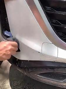 Car Insect Remover Spray Bug Residue Cleaner Automotive Bug Remover Spray Car Insect Stain Cleaner Car Bug Stain Remover Insect Residue Cleaning Spray Multi-Purpose Car Bug Remover Spray Car Windshield Bug Remover Insect Residue Cleaner Spray
