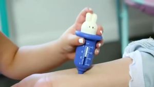 36 món đồ chơi nhập vai bác sỹ cho bé