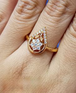 Cincin Permata Wanita Perhiasan Aksesoris Cincin Lapis Emas Tahan Lama / Free Box