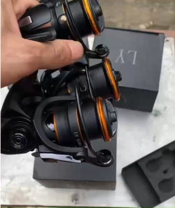 Máy câu lure Cao Cấp LY - Cối Nông thiết kế góc vát 45 độ giúp ra dây siêu mượt và bền Bỉ - sai 1000-2500-3000