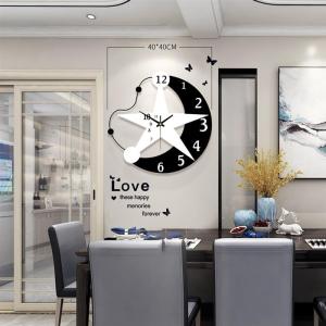 Creative Cartoon Hanging Clock Wooden Frame Childrens Room Decoration Electronic Quartz Clock Simple Fashionable Home Decor