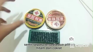 Paket Semir Sepatu dan Sikat Sepatu Warna Hitam Coklat