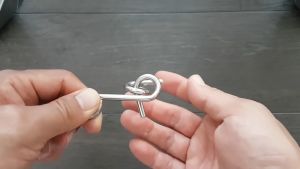 Trick Unlock Puzzle Metal 8 in 1 Brain Teaser Asah Otak Material Besi Kokoh Awet Mainan Edukatif