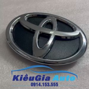 Logo trên ca lăng Toyota Fortuner 2016-2020 753100K080 Chính hãng