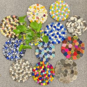 Foreign Craft Factory Store Nepal Wool Felt Ins Placemat Heat Proof Mat Casserole Mat 20cm Home Soft Clothes Oven Mitts