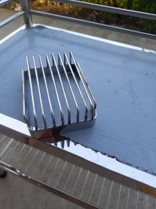 vĩ inox đựng xà phòng 9cm x 13cm cao 5cm