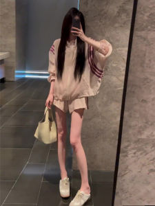 ชุดกีฬาฤดูร้อนสำหรับผู้หญิง ชุดกันแดด 2 ชิ้น แฟชั่นหลวมๆ แขนสั้น กางเกงขาสั้น ปกป้องแสงแดด ชุดกีฬาสำหรับผู้หญิง