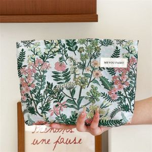 Retro Floral Large Capacity Makeup Bag Handheld Storage Bag with Inner Pocket Branch Leaf Pattern Polyester Material Rectangular Shape