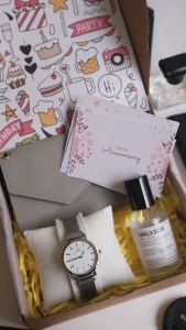 Kado Cewek Ulang Tahun Buat Pacar 1 Paket Box Aesthetic Murah Simple Hadiah Wisuda Kelulusan Pernikahan Ucapan Selamat
