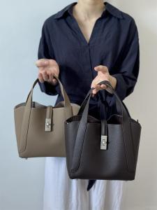 Top Layer Cowhide Basket Bag Genuine Leather Handbag Womens Single Shoulder Crossbody Bucket Bag American Retro Style