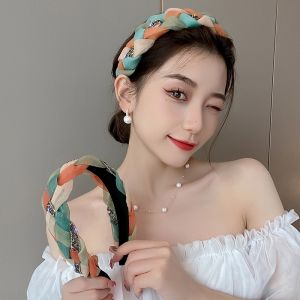 ติดตามผมถักเปีย หลากหลายสีสันประดับ เป็นที่คาดผมถักเปียด้วยเครื่องมือ สไตล์เกาหลี