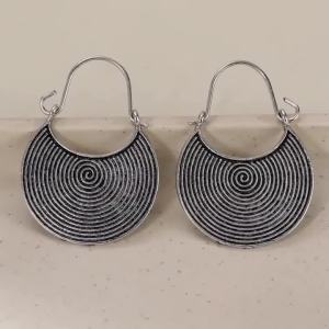 Retro Ethnic Style Distressed Spiral-Shaped Half-Round Ladies Pendant Earrings Suitable for Daily Wear and Parties.