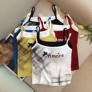 เสื้อกั๊กสายเดี่ยวพิมพ์ลายตัวอักษรสไตล์ย้อนยุคสไตล์อเมริกันสำหรับผู้หญิงในช่วงฤดูร้อน แขนกุด พร้อมแผ่นเสริมหน้าอก ชุดสองชิ้นปลอม