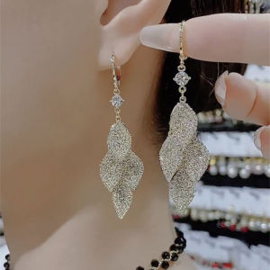 Elegant Long Leaf Tassel Earrings Full of Diamonds Slimming Face Shape Versatile Clip on Korean Style Fashion Jewelry Accessories
