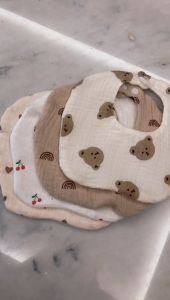 CELEMEK BAYI / BIB/ SLABBER KAIN / HANDUK AIR LIUR. harga murah bahan lembut berkualitas