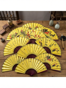 Quạt Nếp Trống Phong Cách Truyền Thống
