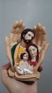 Holy Family Statue in Hands 14cm Religious Statue Perfect for Home Altars or Sacred Spaces