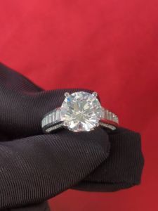 Diamcity (Free Gra Certificate) Diskon Besar 5 Karat Moissanite Cincin Wanita