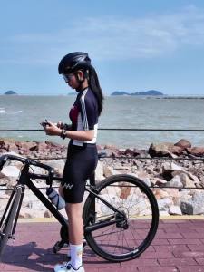 LAMEDA | Quần Đạp Xe Nữ Dạng One-Piece Có Dây Đai và Túi