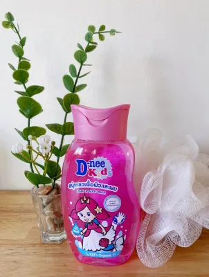 D-nee สบู่เหลวเพื่อผิวและผม 200 มล 1 ขวด สำหรับเด็กอ่อนและเด็กวัยหัดเดิน ผลิตภัณฑ์อาบน้ำและดูแลผิว สบู่ คลีนเซอร์ และแชมพู