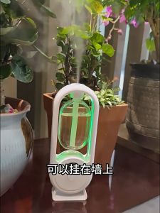 Máy xông tinh dầu tự động P8 Pro khuếch tán tinh dầu xịt thơm phòng dán tường để bàn có sạc pin máy tạo mùi nước hoa