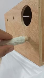 คอนลับเล็บ รุ่นเสียบรูรังเพาะ ยาว 15 ซม. เพียง 19 บาท เสียบแทนคอนไม้ธรรมดา ใช้ได้กับรังเพาะนกทุกรุ่น ทุกยี่ห้อ หงส์หยก เลิฟเบิร์ด ค็อกคาเทล