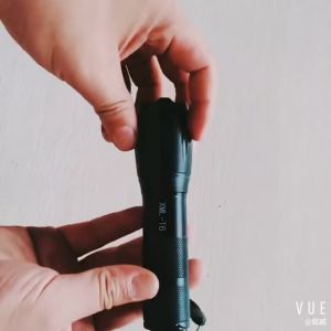 satu paket  E17s Senter LED Cree XM-L T6 3800 Lumens 5 mode material berkualitas super terang / lampu kemah lampu outdoor