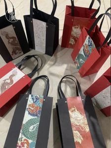 Kraft Paper Portable Paper Bag Red and Black National Style Gift Bag Dragon Pattern New Year Gift Packaging Wedding Gift