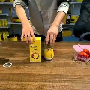 Máy Xay Sinh Tố Con Vịt Vàng 400ml Xay Củ Quả Sạc USB Máy Xay Cầm Tay Đa Năng