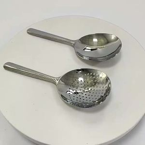 1Pcs Stainless Steel Ladles For Serving Soup Rice Serving Spoon Drain Hole Heat Insulated Handle Kitchen Utensils