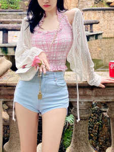 กางเกงขาสั้นผ้ายีนส์เอวสูงสำหรับผู้หญิง ฤดูร้อนปี 2024 ทรงเข้ารูป ทรงเข้ารูป กางเกงขาสั้นผู้หญิง กางเกงยีนส์ทรงเข้ารูปเอวสูง