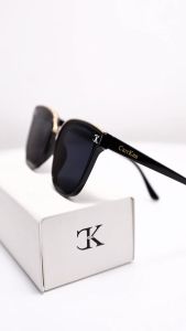 Fashion trend mens and womens sunglasses large square frame personality UV protection street casual sunglasses