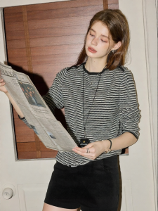 KUHNMARVIN | Áo Sweater Sọc Đen Trắng Kiểu Dáng Gọn