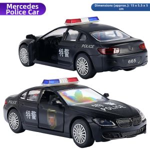 SHENGHUI | Diecast Sound and Light Police Car Model 1:32