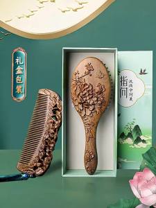 XIAOLIZI | Green Sandalwood Massage Comb with Cushion for Hair Volumizing and Scalp Stimulation