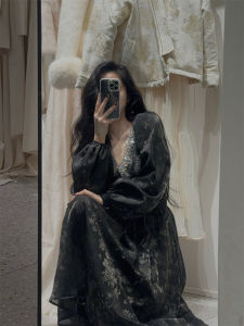 V-Neck Silk Velvet Dress with Long Sleeves and Lantern Sleeves Retro Chinese Style Midi Skirt for Spring Fall Winter Ideal for Birthday Parties