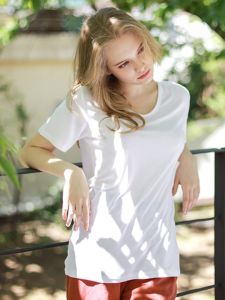 Áo Thun Nữ Dáng Rộng Cổ Tròn Tay Ngắn Màu Trơn Giản Dị Mùa Hè 2023 Áo Thun Nữ Cỡ Lớn Thoải Mái Thoáng Khí