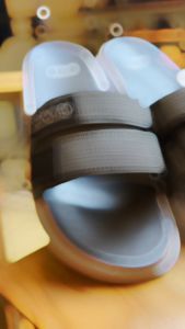 MNDY Official - Pervez Grey - Sandal slide slop ringan sendal main traveling hotel rumah