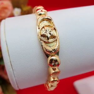 สร้อยข้อมือทองคั่นดาวพระจันทร์ ความยาว 6.5 นิ้ว ชุบทอง ทองปลอม งานสวย ใส่แทนของจริงได้ ใช้ได้ทุกโอกาส สร้อยมือทอง