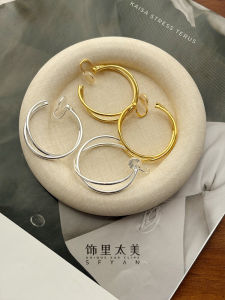 French Vintage Twist Cross Ear Cuff: Elegant Design Women's Jewelry