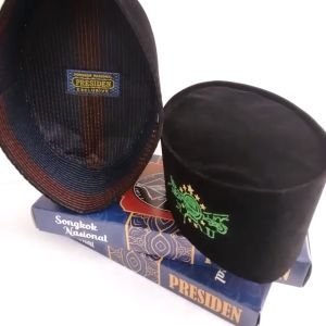Peci Songkok Kopiah Nasional Beludru Hitam NU Hijau Dewasa dan Anak Tinggi 9 Adem Dan Nyaman