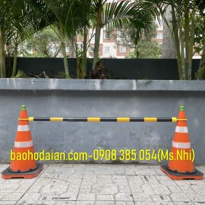 Thanh nối cọc tiêu giao thông nhựa tổng hợp loại rút dài 2m