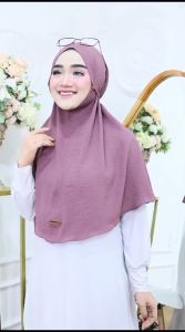 HIJAB BERGO MARYAM CRINKLE L: Gaya Modern & Nyaman