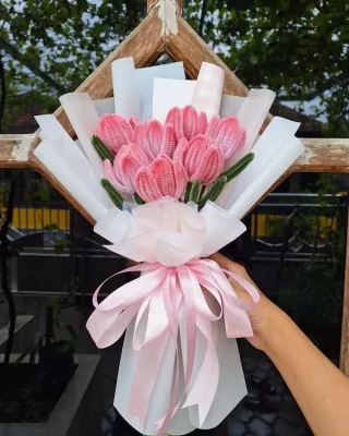 buket bunga tulip kawat bulu pink